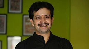 Bhayyuji Maharaj: The curious case of a political trouble shooter