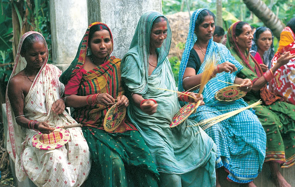 Pankha: A collection of hand fans from the Indian subcontinent and beyond by artist Jatin Das