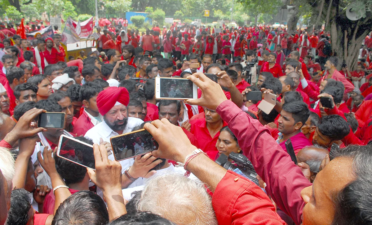 Pramod Pushkarna 