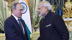 Putin made PM Modi wait for an hour ahead of their first meeting in 2014!