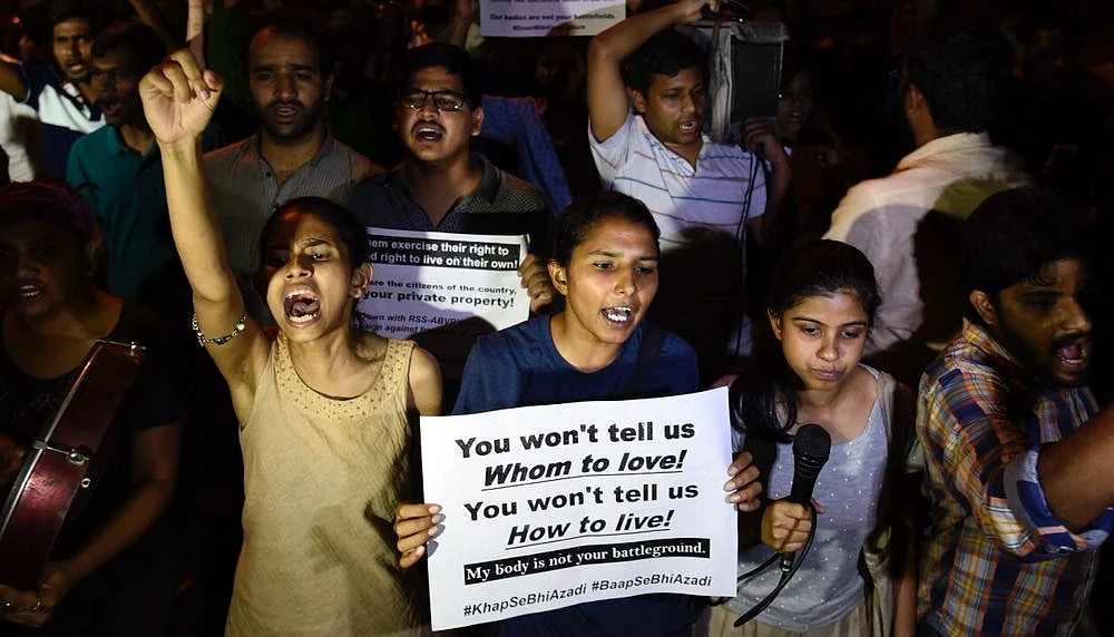 High Court pulls up Delhi Police for separating Hindu-Muslim couple