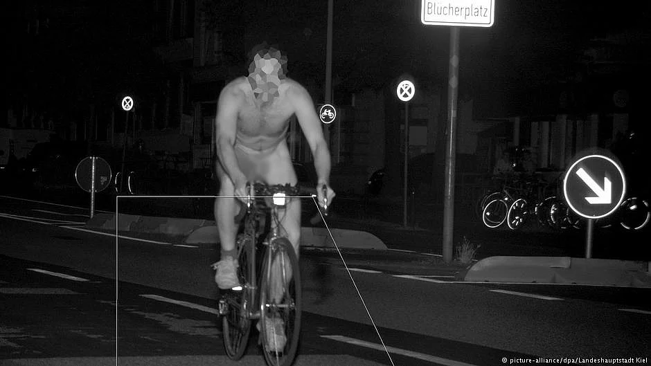 Naked cyclist caught by speed camera in Germany could skip paying fine