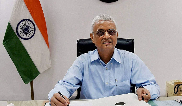 Election Commission should not allow simultaneous polls  