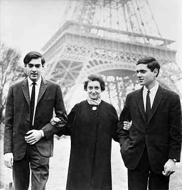 Photo courtesy: Rajiv Gandhi foundation