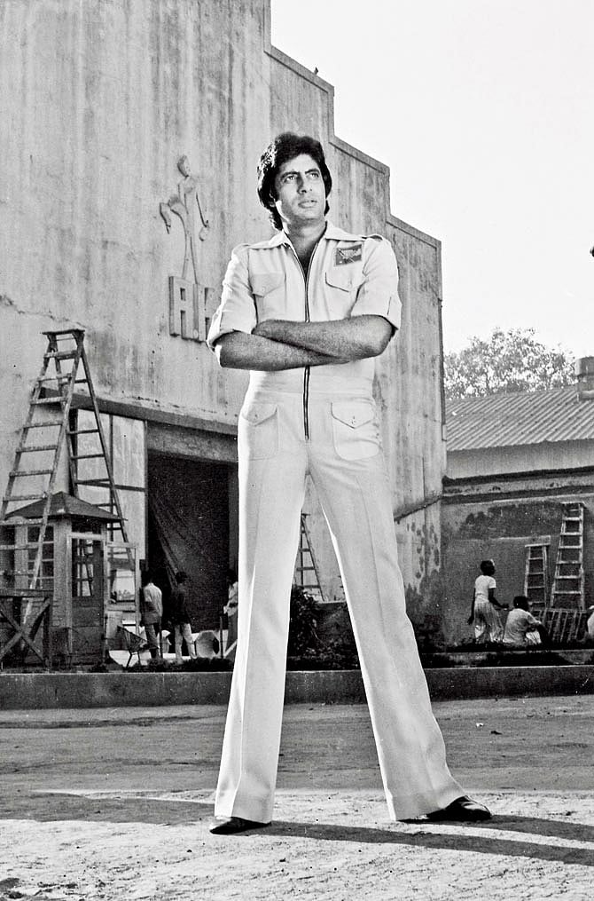 RK Studios ka jaana, dil ke armaanon ka mit jaana: Lata Mangeshkar