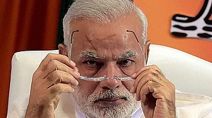 Shiv Sena calls PM Modi’s interviews “sheer propaganda”