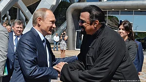 Russia picks American action movie star Steven Seagal as US envoy