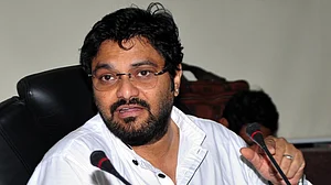 Minister Babul Supriyo tells man “I can break one of your legs” at event for disabled
