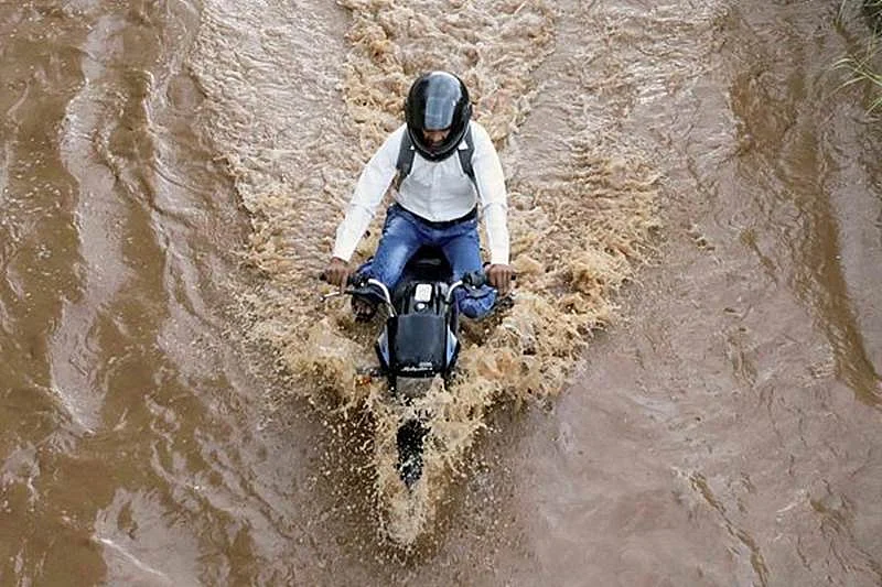 Heavy rain:  Red alert in Punjab, CM appeals to people to stay indoors