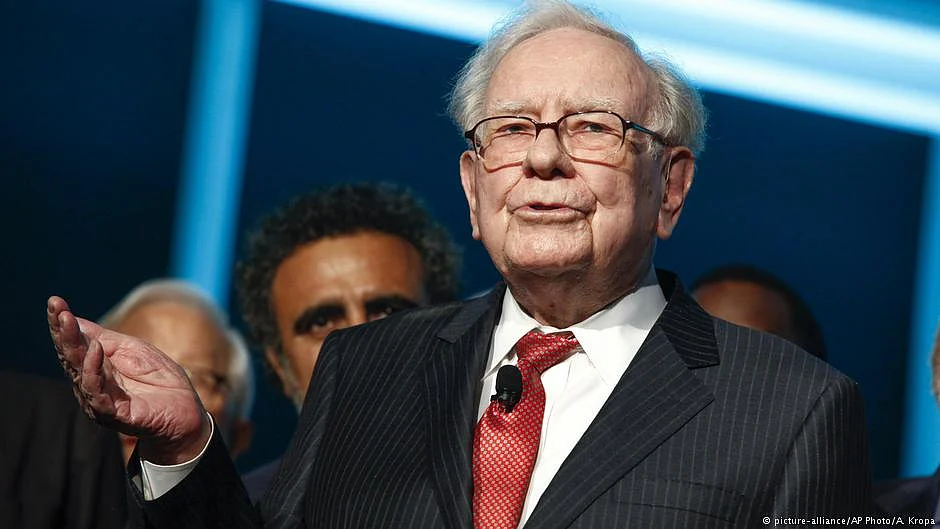 Buffett acknowledges the potential in India but highlights the need for insights and contacts for successful transactions (photo: National Herald archives)