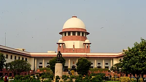 Bhima-Koregaon case: SC extends house arrest of activists; next hearing on Sept 19