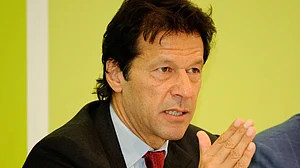 India cautiously responds to Imran’s talks offer as calls to avenge BSF jawan’s death grow louder