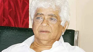 Congress: CM absent, key ministers sick, dismiss Goa government