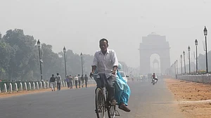 In misty Delhi, air quality drops to ‘very poor’