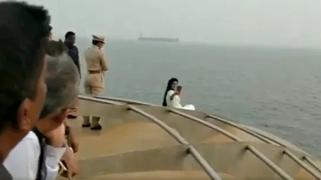 Watch: Maha CM’s wife Amruta Fadnavis ignores safety warning to take risky selfie