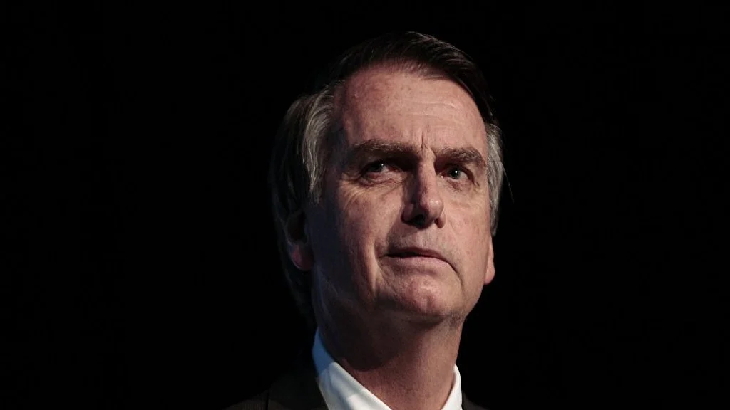 Twitter/<a href="https://twitter.com/oceanyia">@<b>oceanyia</b></a>