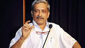 Goa: Ailing CM Manohar Parikkar calls for an ‘agenda-less’ cabinet meeting at AIIMS