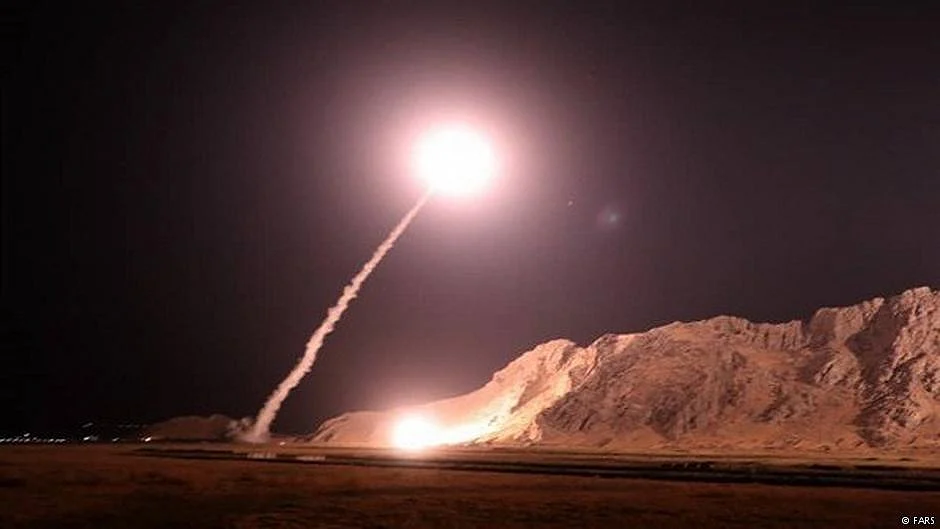 Iran fires missiles at Syria militants