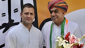 BJP leader Jaswant Singh’s son Manvendra joins Congress