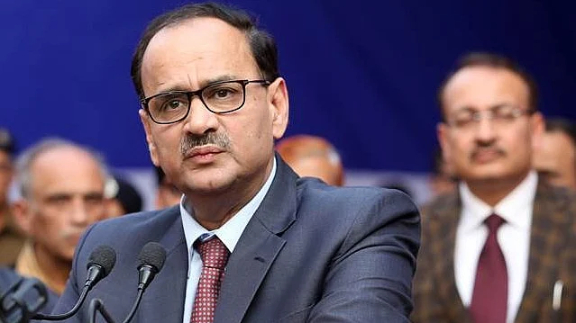 Modi vs CBI: SC adjourns CBI chief Alok Verma case to December 5