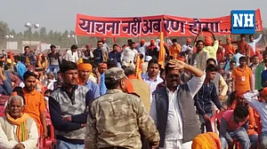 VHP claims 3 lakh supporters in Ayodhya; Uddhav Thackeray warns BJP on Ram temple delay