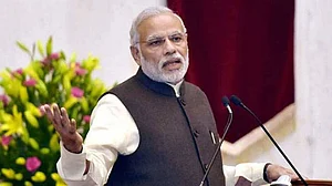 PM Modi is no orator; his speeches are full of self-pity, no content or style