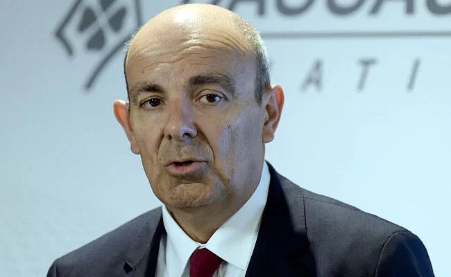 “I don’t lie” says Dassault CEO; Twitterati disagrees