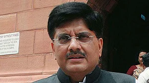 Piyush Goyal ‘cheated’ 93 lakh truckers: AIMTC