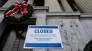 US govt shutdown hurting markets, no agreement in sight yet