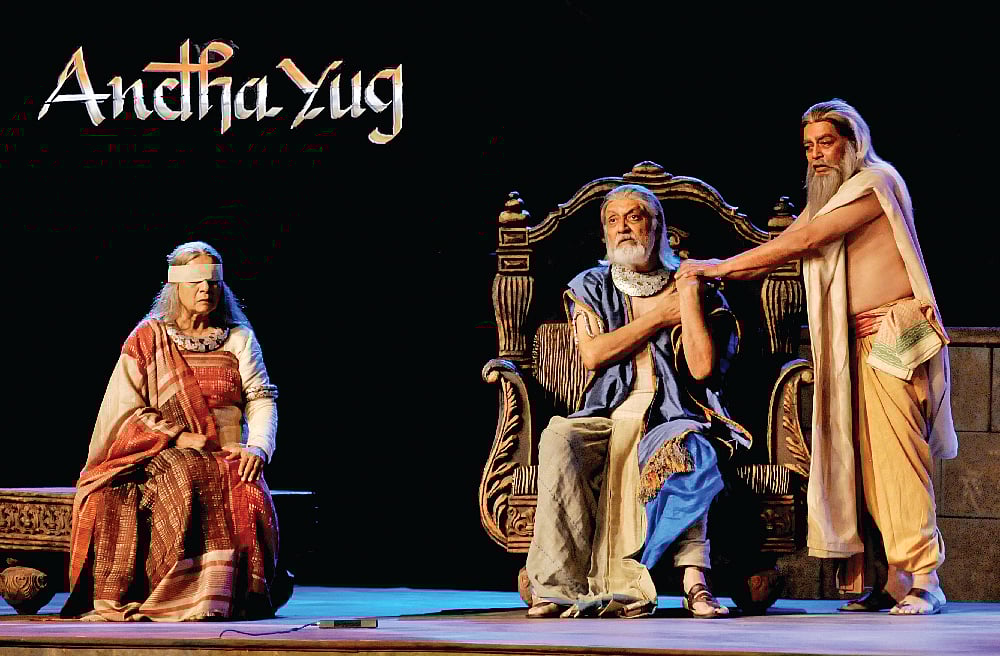 Lights dim on Delhi’s Hindi theatre      