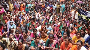 Sabarimala: BJP’s “secretariat march” turns violent, prompting police action