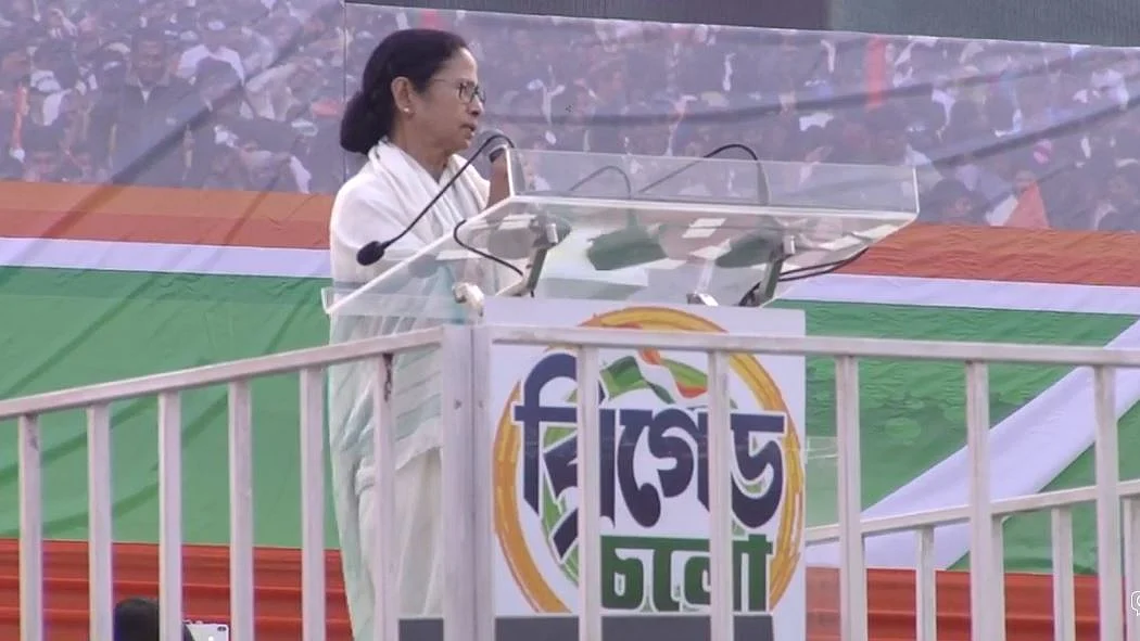 United India rally concludes with the slogan “Badal do, badal do, Dilli mein sarkar badal do”