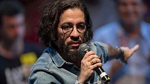 Gay Brazilian lawmaker quits, flees country amid death threats