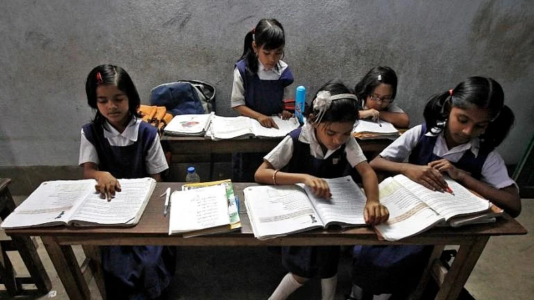 Nearly 1 lakh schools with only one teacher: Government