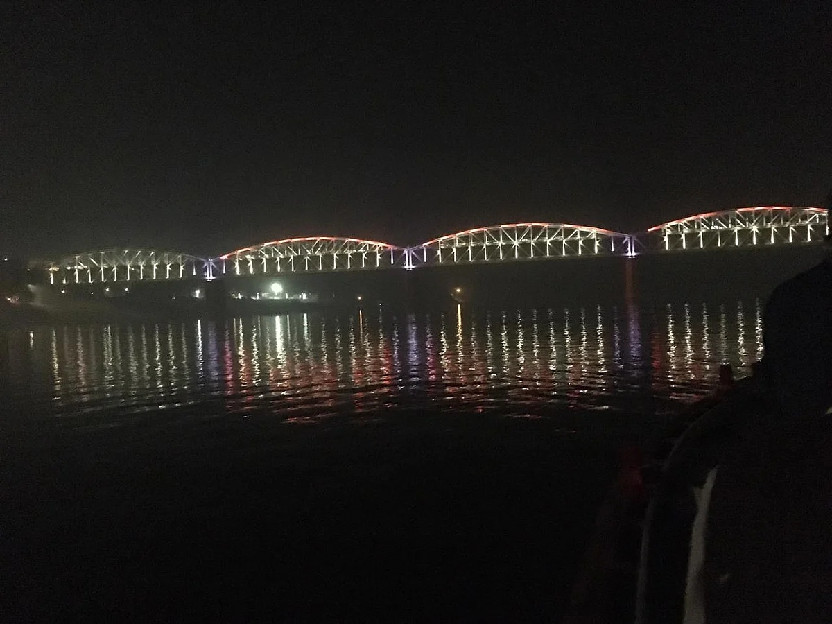 Pravasi Bharatiya Diwas: Varanasi spruces up with massive lighting-up exercise to greet  delegates