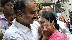 Wife of Sanjiv Bhatt suspects foul play: Unending harassment of ‘whistle-blower’ in Gujarat