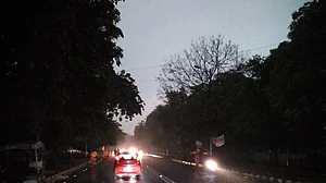 Air Quality improves to ‘moderate’ as heavy rains and strong winds lash Delhi