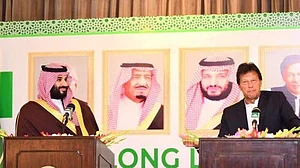 Want to “de-escalate tensions” between Pak and India, says Saudi foreign minister accompanying Salman