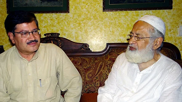 Yunus Dehlvi was the Mirza Ghalib and Mauana Azad of Urdu magazines!  