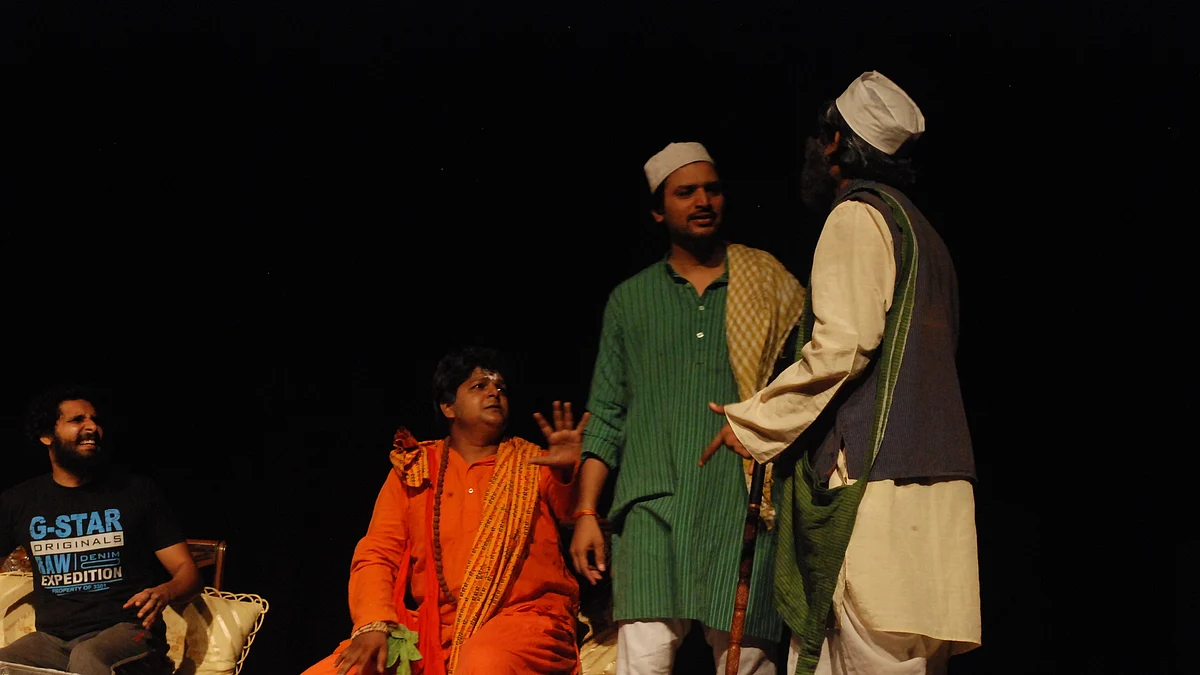 Play review:‘Baap Re Baap’ a search for a run-away father and  harsh reality of today’s theatre
