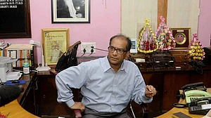 Jadavpur Univ scuffle to be probed, VC in a state of shock: WB education minister