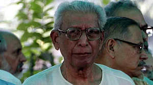 Renowned Hindi writer and critic Namwar Singh mourned