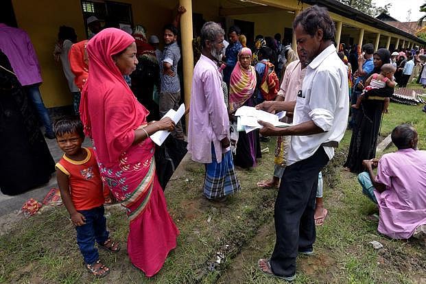SC pulls up Centre on NRC, says govt hell bent on not allowing process to go on