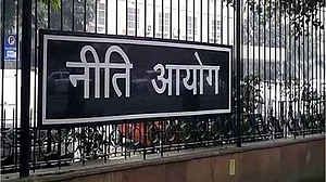 No violation in Niti Aayog sharing information with PMO: EC