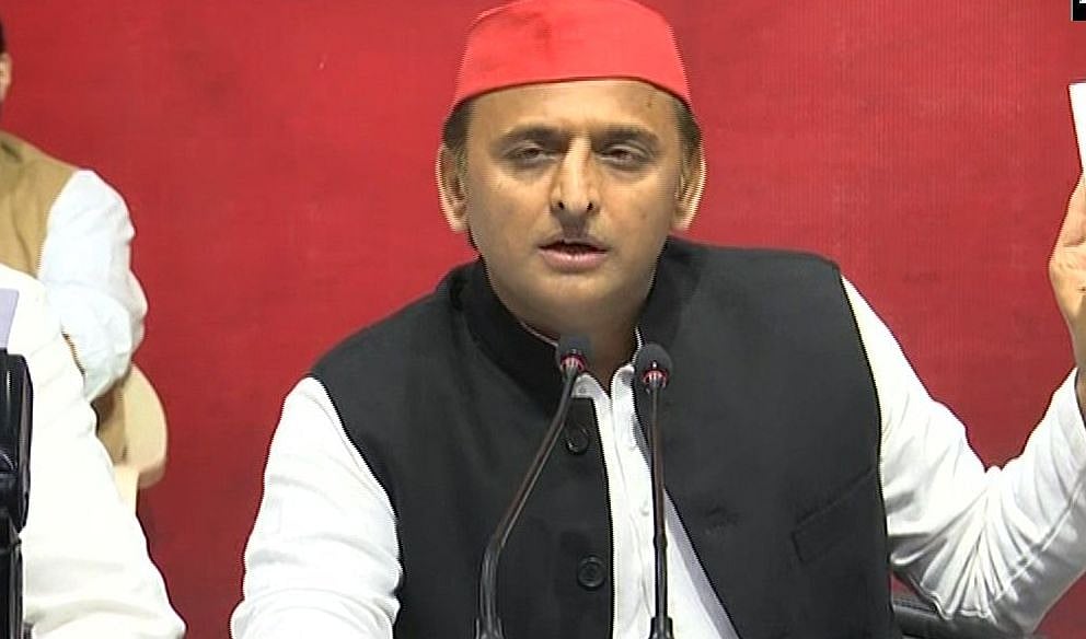 Akhilesh Yadav detained, denied felicitation at Prayag