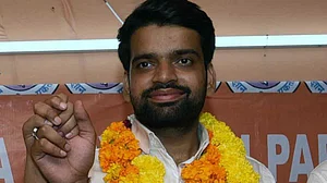 DUSU president from ABVP submitted fake documents to gain admission, claims NSUI