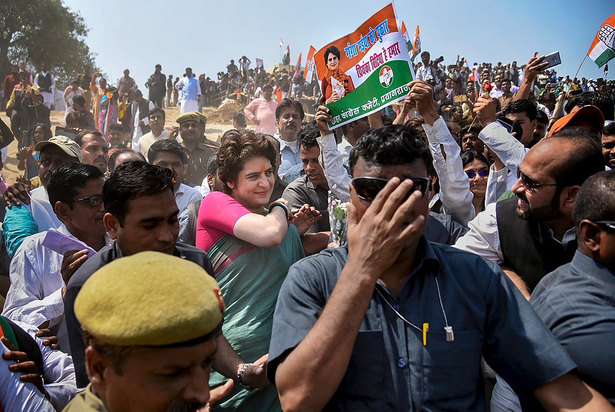 Lok Sabha Election 2019 LIVE: Gujarat Congress complaints to EC over poll-related meet at CM’s house