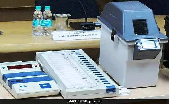 PIL on EVM irregularities: RTI activist to move Supreme Court against Bombay HC order