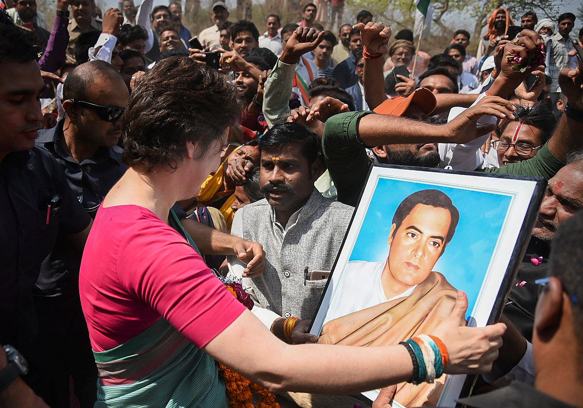 Lok Sabha Election 2019 LIVE: Gujarat Congress complaints to EC over poll-related meet at CM’s house