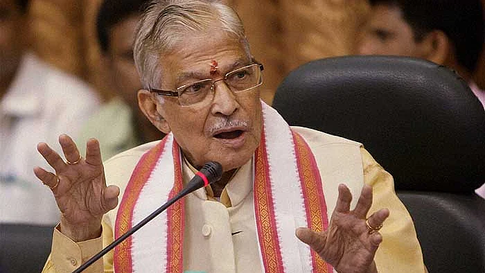 Murli Manohar Joshi asked by BJP to not contest Lok Sabha Polls